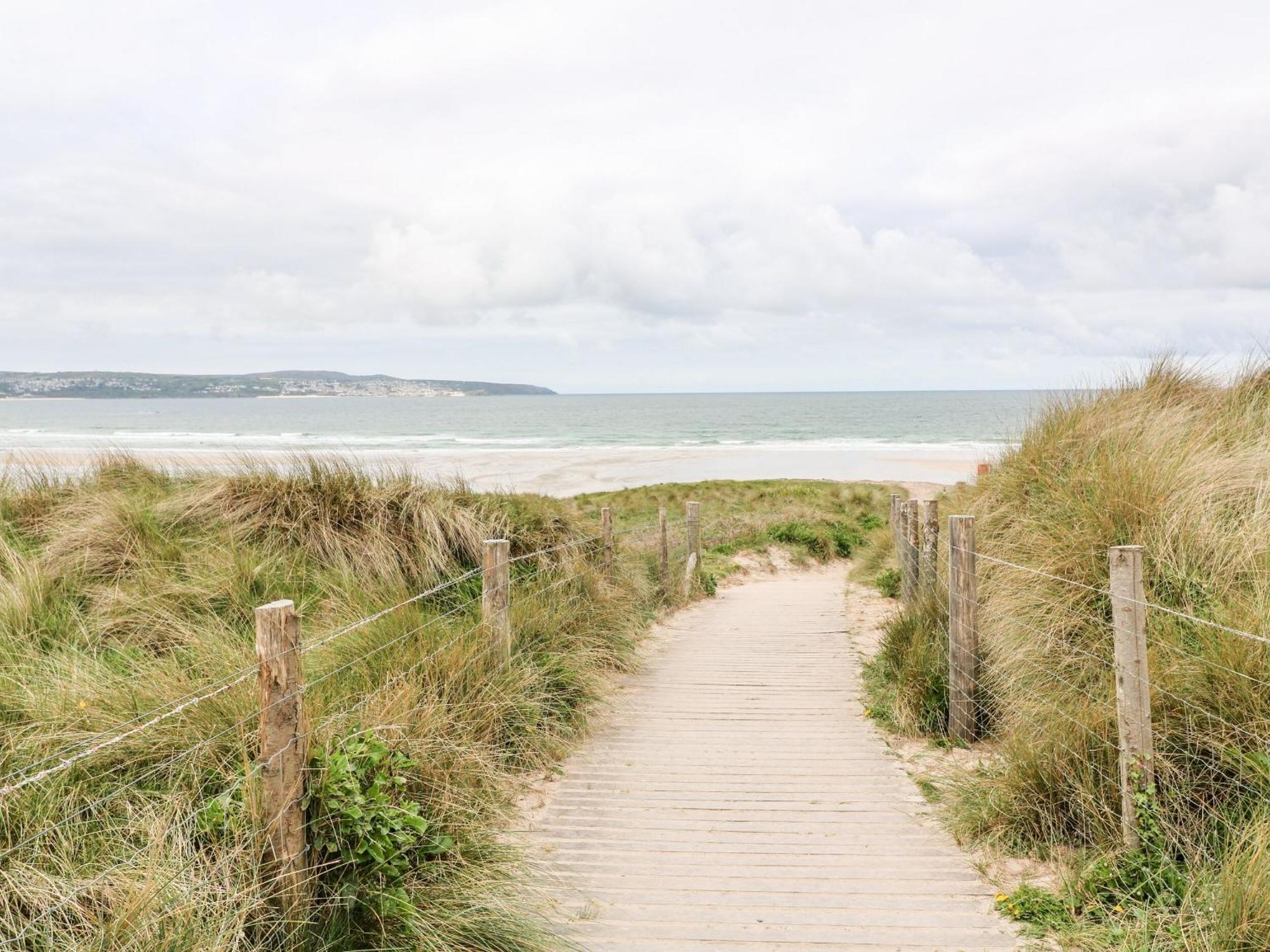 1 Queensway Gardens Hayle Ngoại thất bức ảnh